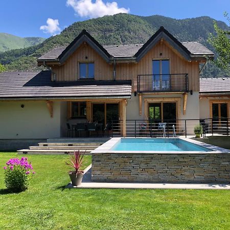 Chalet Barbara With Swimming Pool In The Heart Of Oisans Le Bourg-dʼOisans Zewnętrze zdjęcie