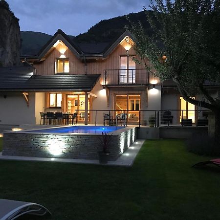 Chalet Barbara With Swimming Pool In The Heart Of Oisans Le Bourg-dʼOisans Zewnętrze zdjęcie