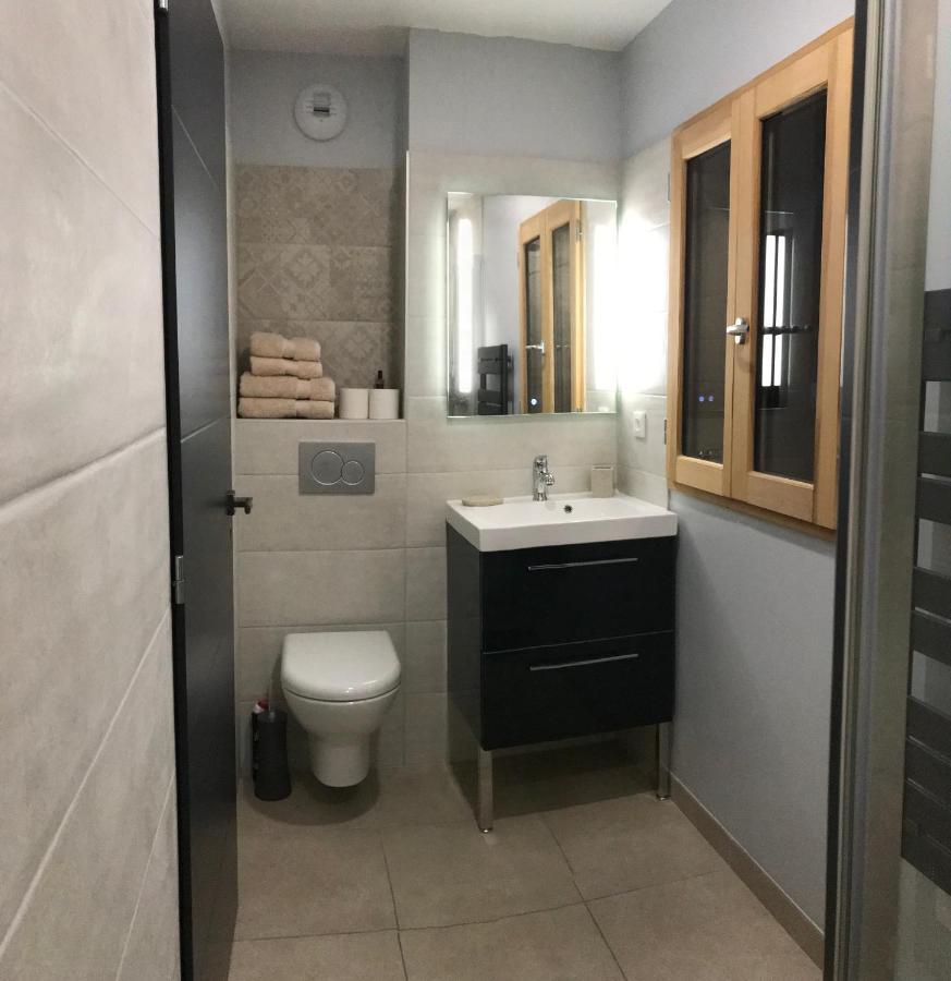 Chalet Barbara With Swimming Pool In The Heart Of Oisans Le Bourg-dʼOisans Zewnętrze zdjęcie