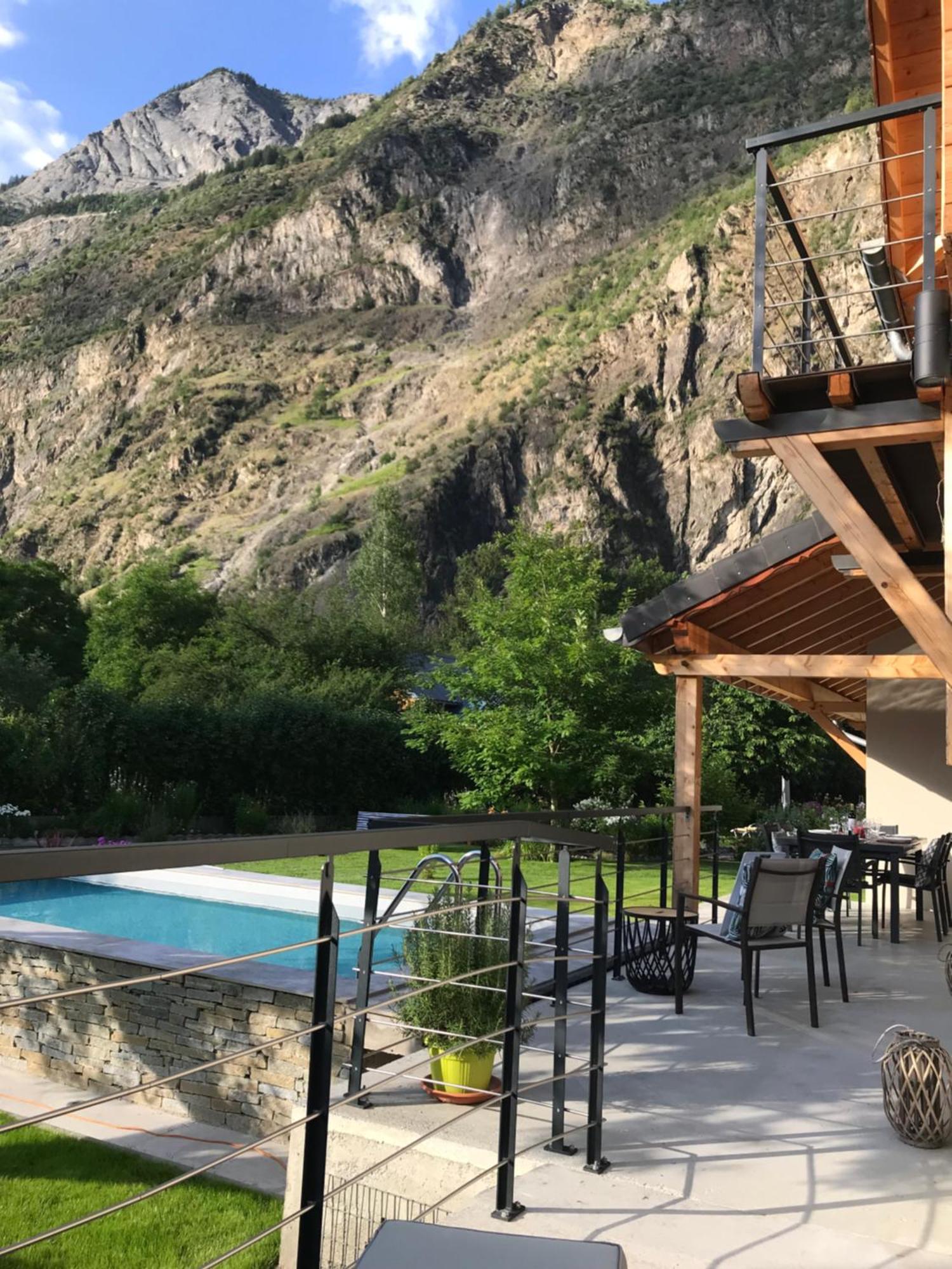 Chalet Barbara With Swimming Pool In The Heart Of Oisans Le Bourg-dʼOisans Zewnętrze zdjęcie